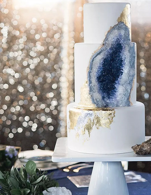 recovering-and-healing:PRETTY INCREDIBLE GEODES WEDDING CAKESSome cake designs using rock candy, wit
