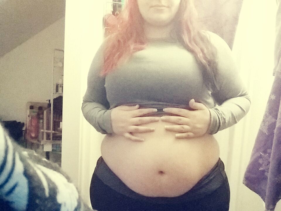yourchubbykitty:  I think i ate too much rice â—‹â™¢.â™¢