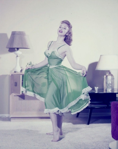 miss-accacia27:Piper Laurie