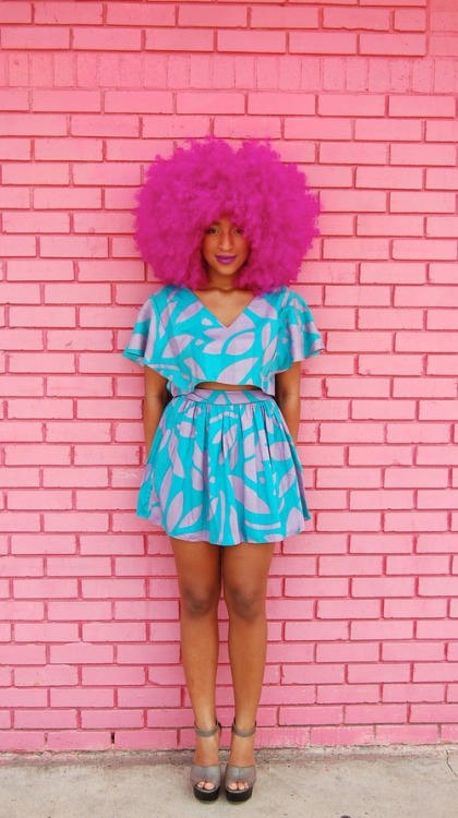 cleophatracominatya:  hair 🌺