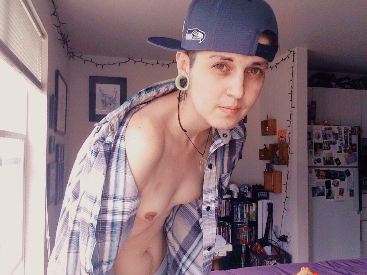 transexy:  seattlebreather:  Constant state of undress.  Hottie.