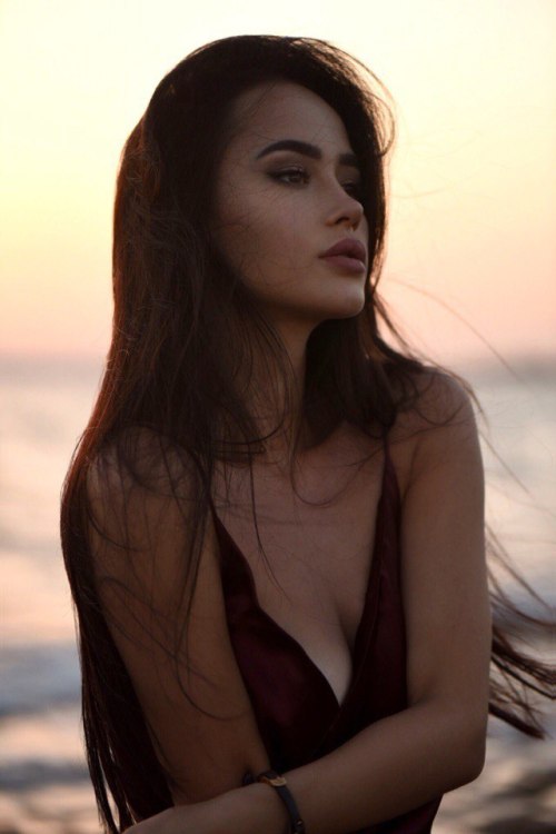 https://amazinggirlsphotos.tumblr.com/post/158931125372