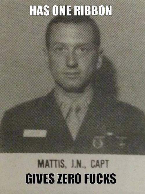 kittenslovedevildogs: TBT With the man himself &lt;3  Mad Dog Mattis!!