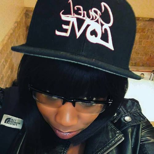 Go follow and support @yazminsoul She’s rocking Cruel LOVE Snapback #New #Repost #cruelloveclo