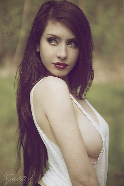 maikizbro:In love with… Elise Laurenne.