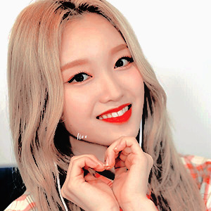 GOWON LOONA─   ♡─   ♡▸DO NOT RE EDIT
