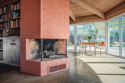 moodboardmix:  1952 Ball-Paylore House, Tucson, Arizona,  An early example of a passive solar design!Designed by Architect Arthur T. Brown,the Tucson Historic Preservation Foundation   @empoweredinnocence 