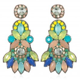 I am a sucker for statement earrings. Now, these my friend, are what I call statement earrings! 