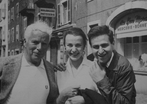 chaplinfortheages:chaplin-images-videos: Charlie Chaplin, Claire Bloom and Jerry Epstein in Vevey Sw