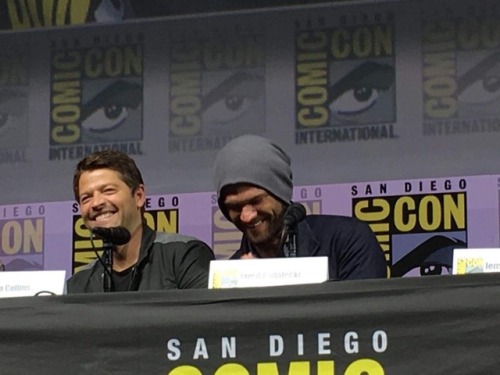 Supernatural panel at #SDCC 2/3. Taken by my friend so I could relax and enjoy.Feel free to share 