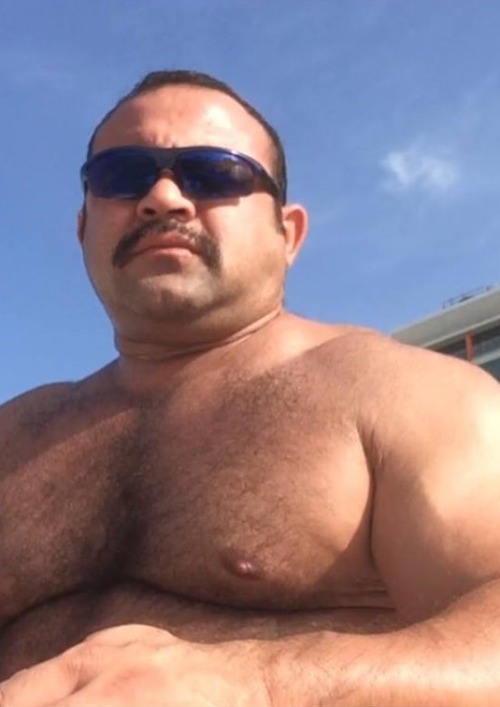nippig:  http://nippig.tumblr.com/archive
