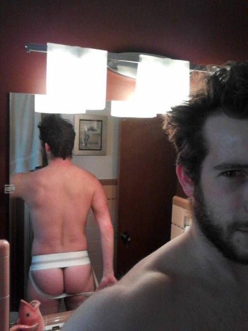 k-jeezy87:  I’ve been too horny to function…