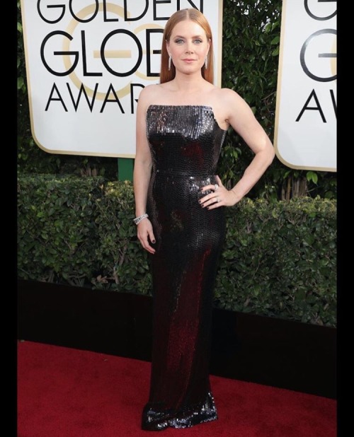 #AmyAdams has arrived! Best Actress nominee for #Arrival! #GoldenGlobes