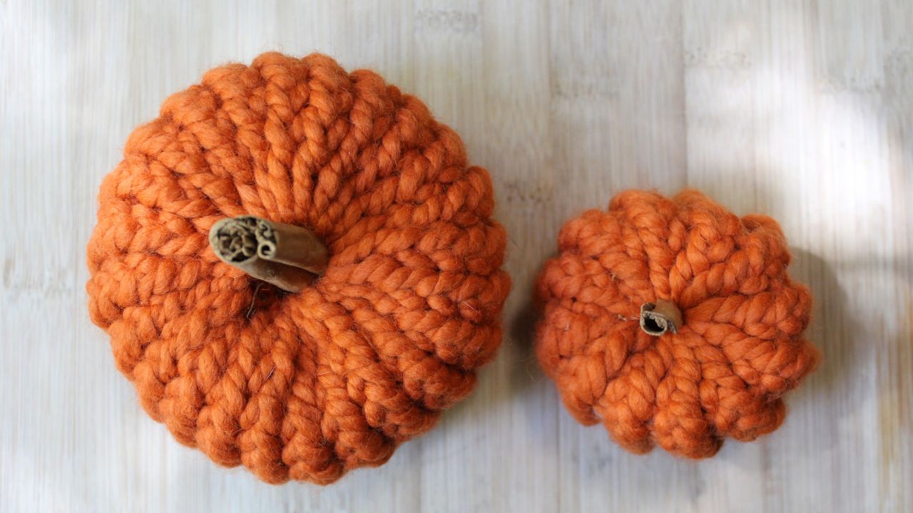 Loom Lore: Lacy Pumpkin Loom-inaries  Loom knitting projects, Loom  knitting patterns, Crochet pumpkin pattern