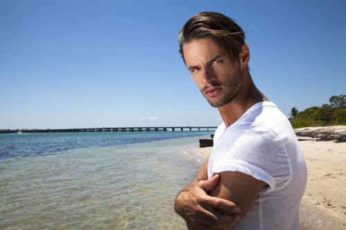 mancrushoftheday:  Leon Nieuwoudt by Juan Neira (via @man_crush)