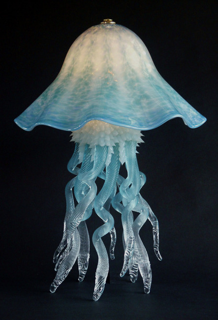 takohimex:  heavenisneverforever:  fuskida:  Blown Glass Jellyfish Table Lamps  by Joel Bloomberg -s