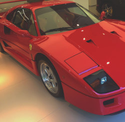 londonautomotive:  Ferrari F40 