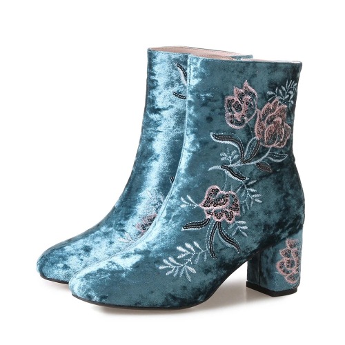 colorfultimetravelbeard: Embroidered Flowers Comfy Ankle Boots First click hereall designer here 20%