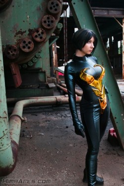 ladies-of-cosplay:Wasp, cosplayed by Riddle