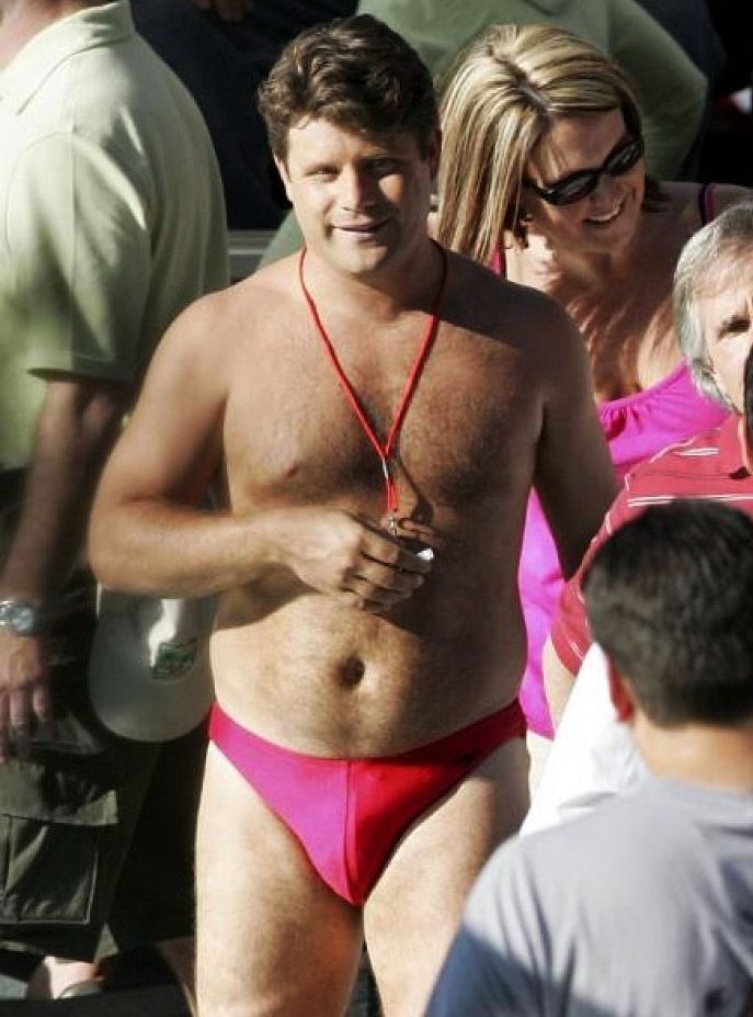 gordounder:  SEAN ASTIN RED SPEEDO - I LOVE HIM 