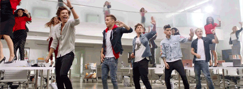 joshyouaresodevine:  this was the best part because it was all of their moves and to probably anyone who doesnt know them this looks like the worst dance choreography ever but its actually just them which is what the music video is about and im too in