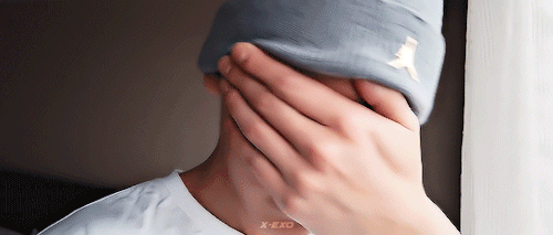 A Soft Sleepy Loey In Vietnam To The Stage Chanyeol & Sehun Studio.nng Update