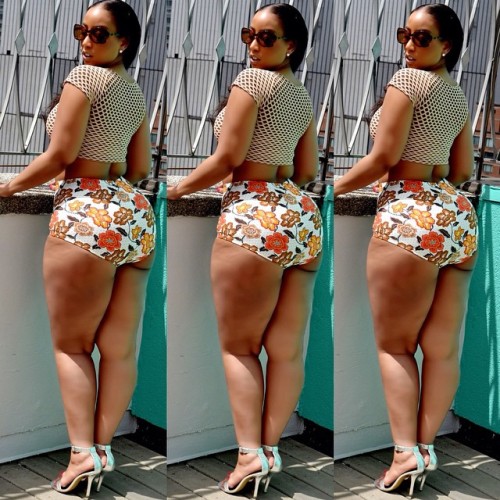 killerkurves:  Fabiola in rue107‘s ‘JONELLE’ Mocha Nude Crop Top & ‘AMANDA’ Dark Floral Bikini Bottom 