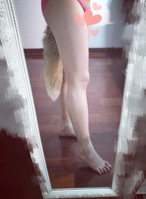 yourbabytiffany: Do you like my tail？