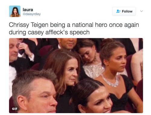 arilimbrick: refinery29:  This is how people attending and watching the Oscars reacted to Casey Affl