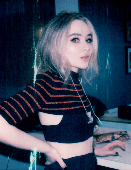 sabrinasource:SABRINA CARPENTER via Twitter porn pictures