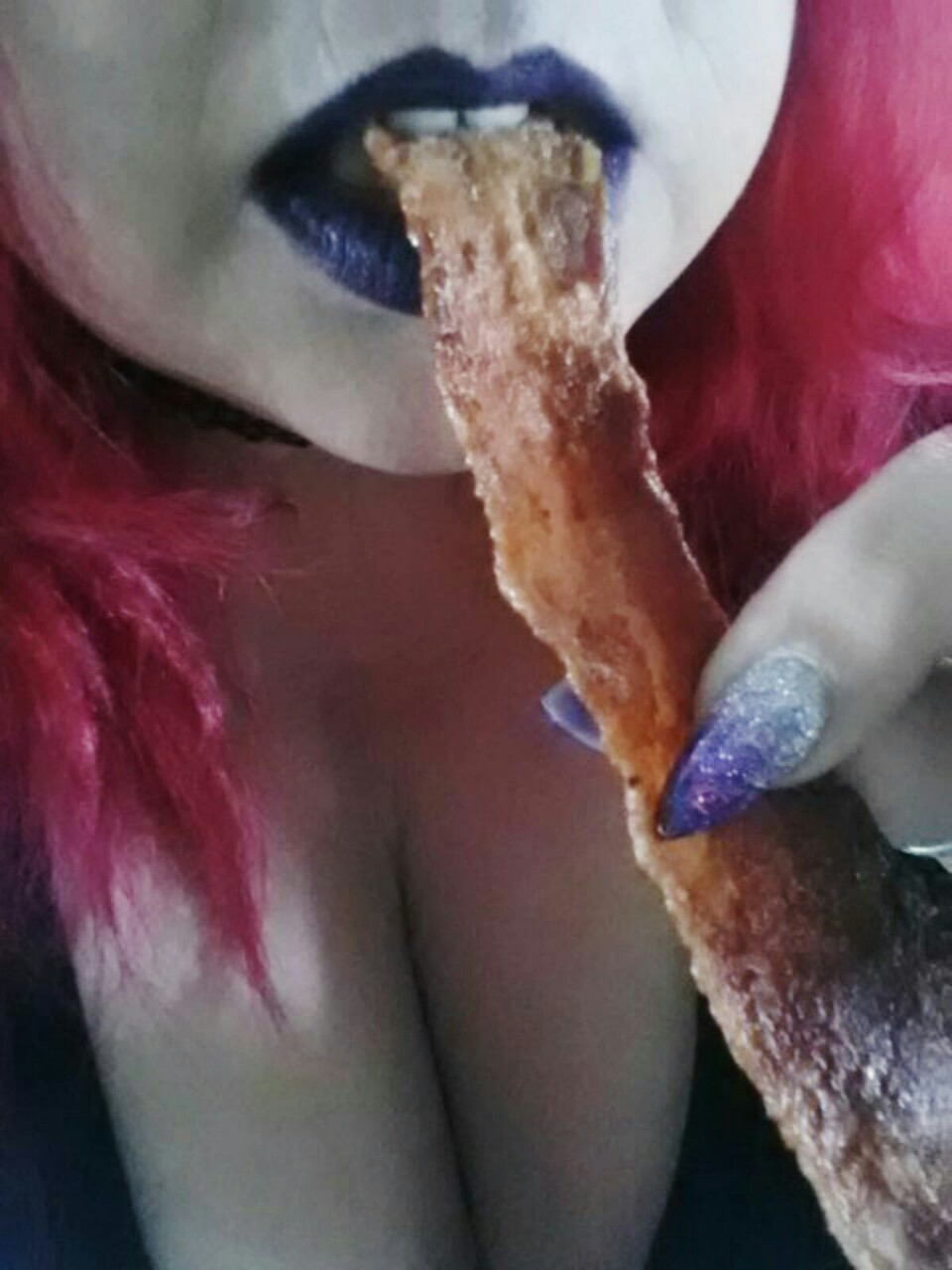 pixie-bitch75:  Found bacon… yum! Doing a happy dance  💜kisses,pixie💜