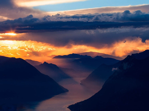 When The Light Draws By AlfredoCostanzo