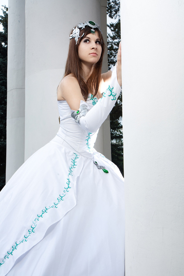cosplayandanimes:  Princess Garnet - Final Fantasy IXsource