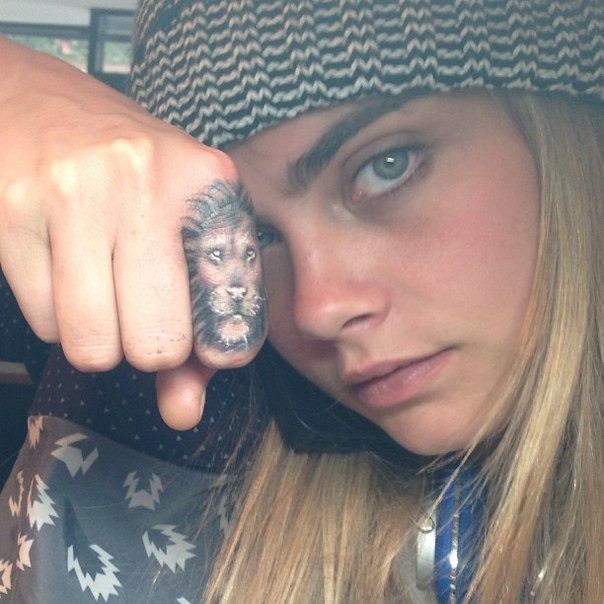 worlddelevingne:  cara blog
