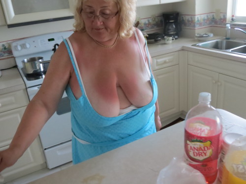 volvo62:  You need yogurt rubbing on that tan aunty il just go and get some 