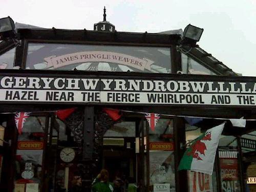 improbablenormality:  humourous-misadventures:  megasilly:  You know what language I love? Welsh. I mean  how  can you not   love  this ridiculous  amazing language?  you know our word for ‘microwave’ is ‘popty ping’, right?  this language is