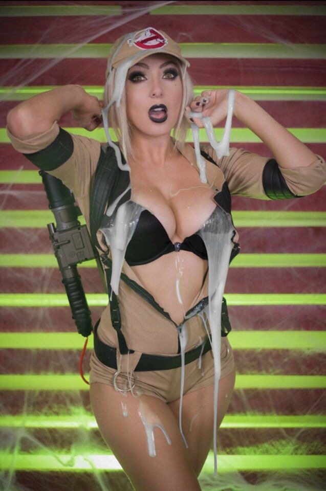 cosplaygirlz:Ghostbusters cosplay by a sticky gooey Jessica Nigri