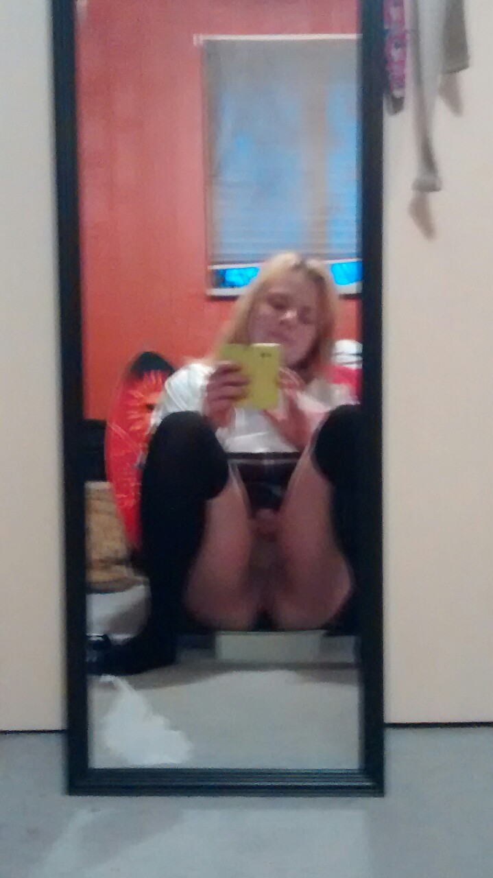thetrapangel:  New outfit! School girl ~ 
