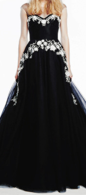 chandelyer:  fashion encyclopedia: Reem Acra resort 2015 (1) 