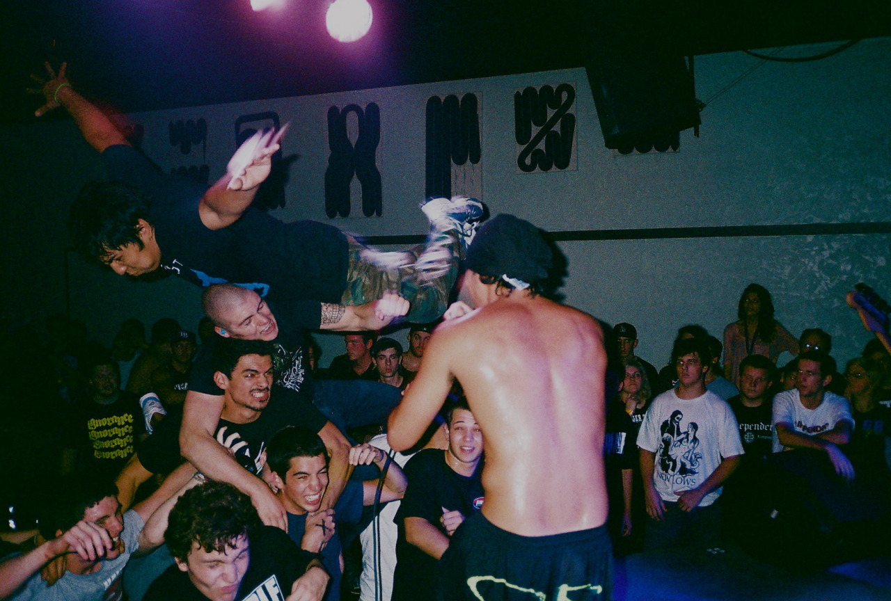 thaearthisflat:  Cruel hand @ Local 662 (St.Petersburg, Florida)  in 2010. Wally’s