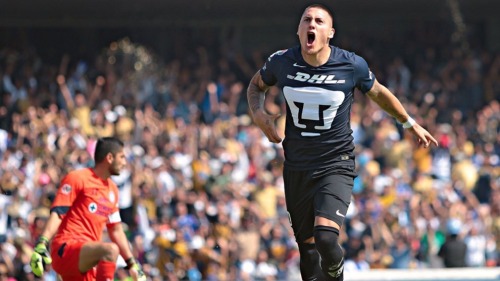 lospoderosospumasdelaunam:  Señores… Gano la Poderosa Universidad!   Pumas UNAM 1 cruz azul 0  GOYA😼