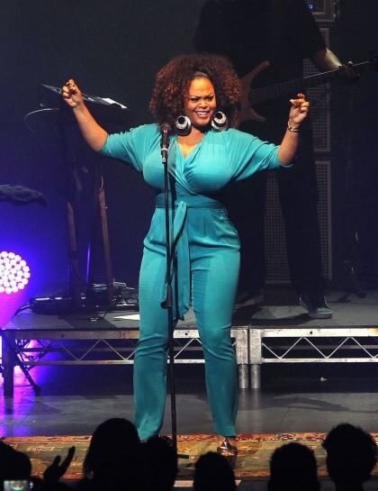 thebeautyoftheblackbody - Jill Scott100 percent all Woman!!