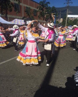 #feriadeflores2017 #desfiledelossilleteros #medellin