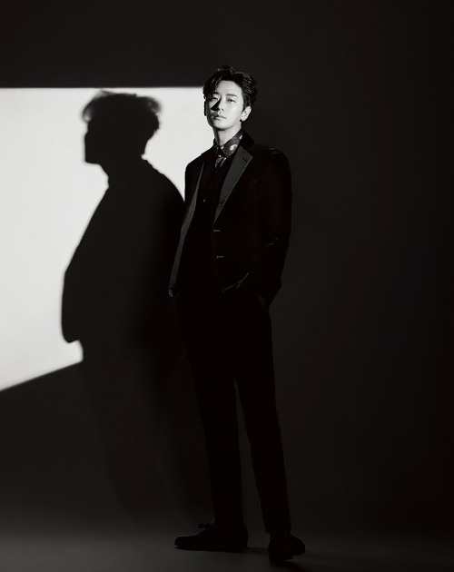 ficklefackle:JU JI HOON for Arena Homme + Korea (January 2021)