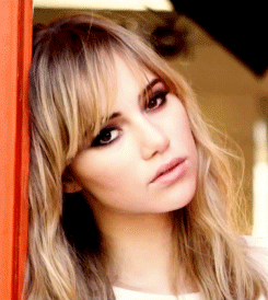Voir un profil - Astra Deauclaire Tumblr_nfzdbzRWwf1twtwzgo2_250