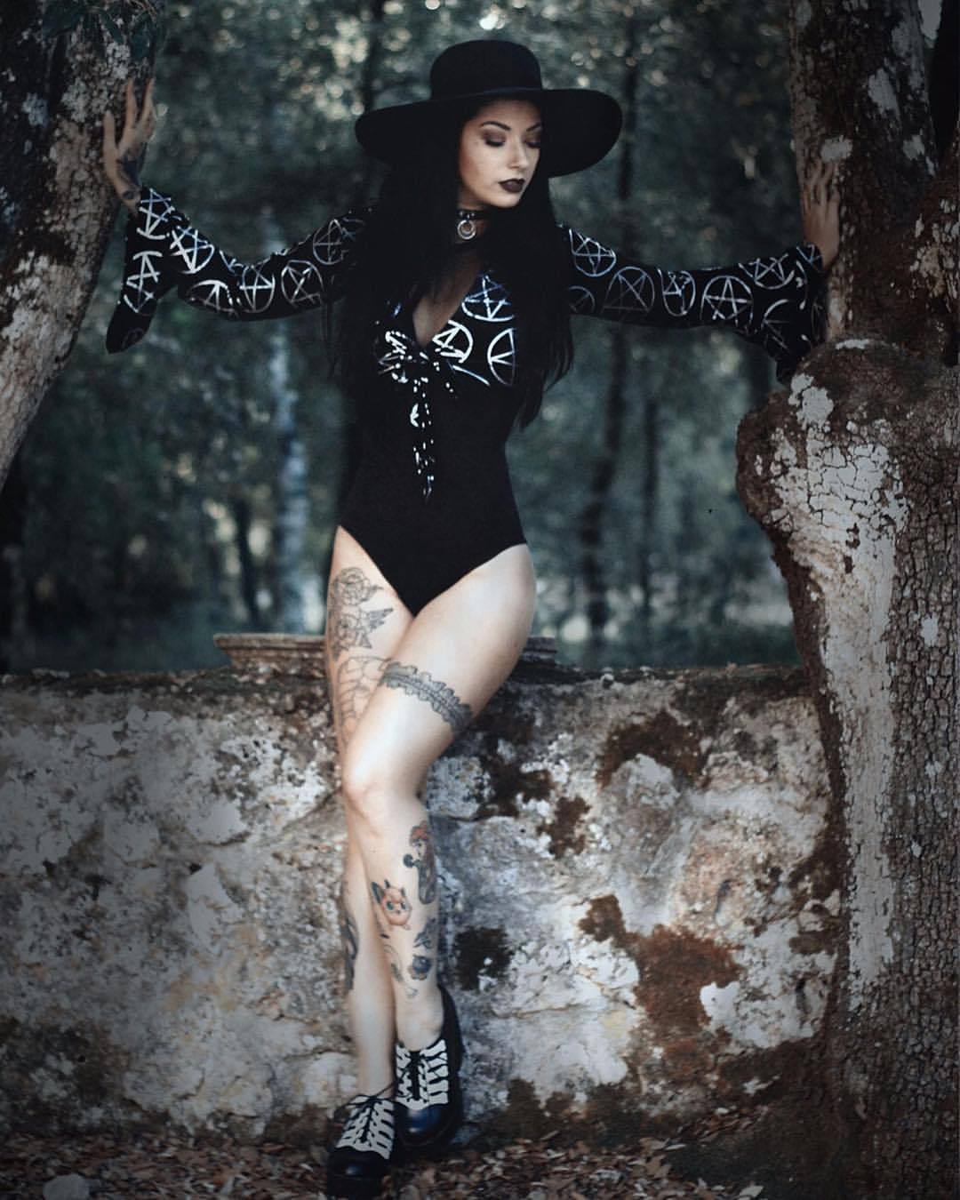 hellothierrybretonfan:  mr-peligro:Alerose bunny t b