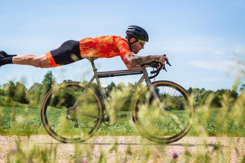 wtfkits: #supermansaturday rolls on with @twinsix_ryan gettin his sendy-send straight in the new @tw