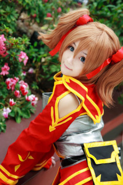 cosplay-photography:  Silica by ~Xeno-Photography