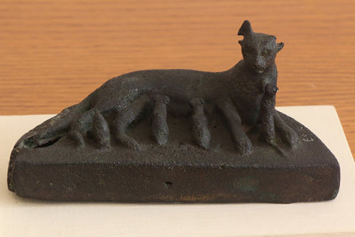 mostly-history: A bronze Egyptian votive statuette of a nursing cat and her litter (Late Period, 664