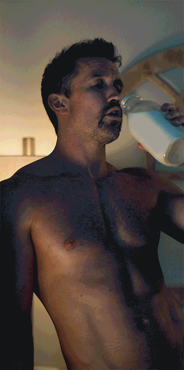 k-wame:Rob McElhenney as IanFor Dir: Pete Chatmon  ♚  Mythic Quest: Raven’s